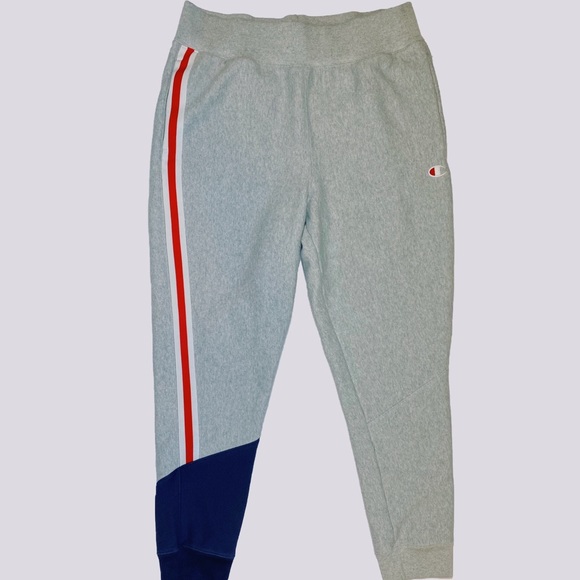 Amazing grey with detailing Champion sweatpants - Picture 1 of 4